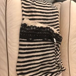 Black and cream striped long scarf/pashmina